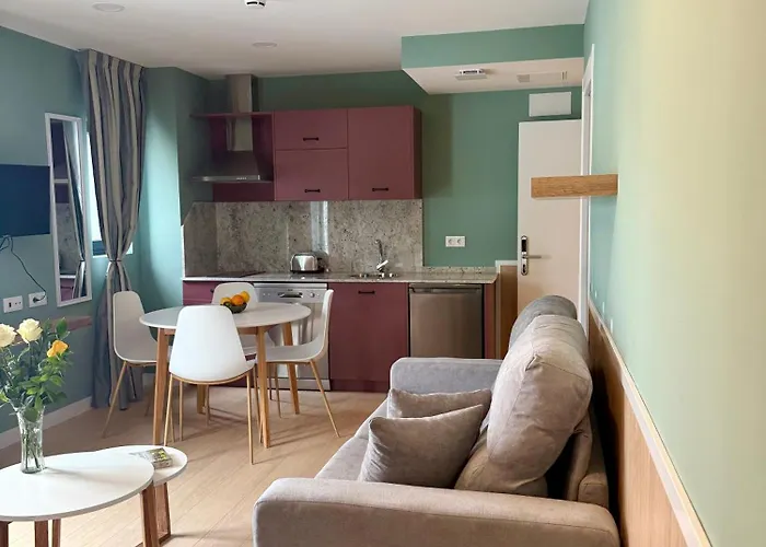 Luxury Singular Blue アパート